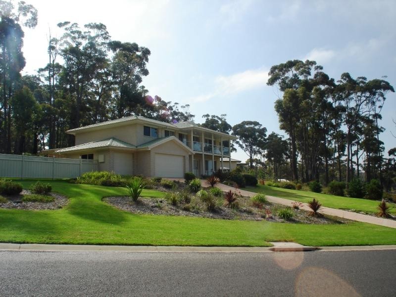 15 Kangaroo Run, Tura Beach NSW 2548