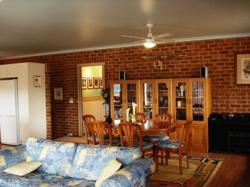 8 KING STREET, South Pambula NSW 2549