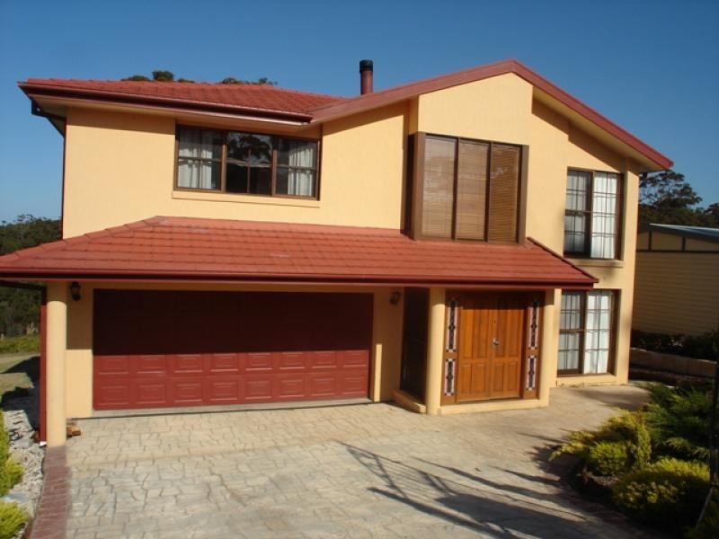 8 ELIZABETH PARADE, Tura Beach NSW 2548