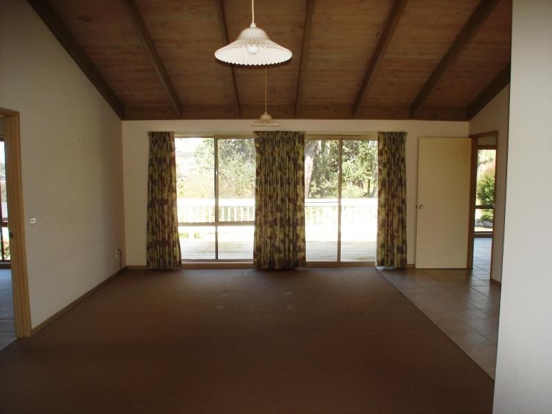 16 Pacific Way, Tura Beach NSW 2548