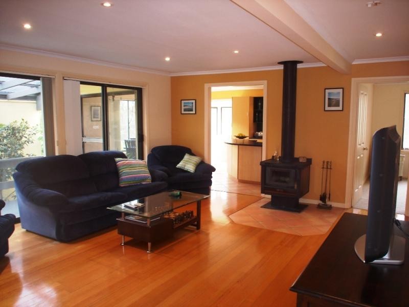 54 Surf Circle, Tura Beach NSW 2548