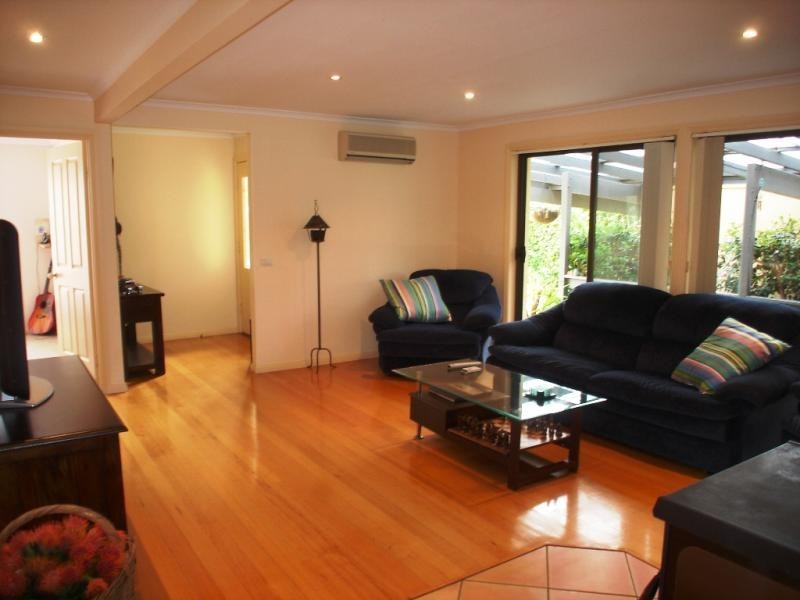 54 Surf Circle, Tura Beach NSW 2548