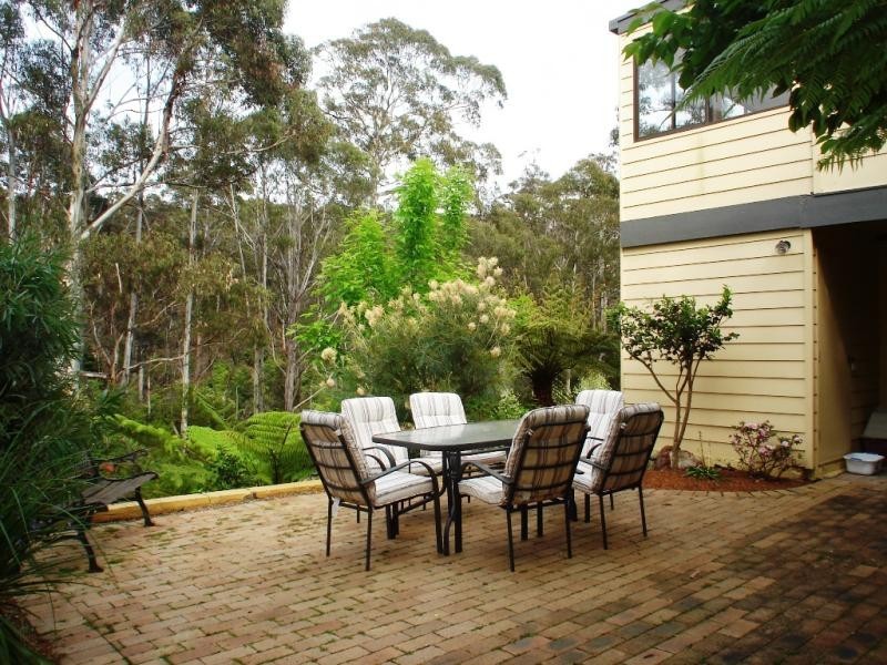 54 Surf Circle, Tura Beach NSW 2548