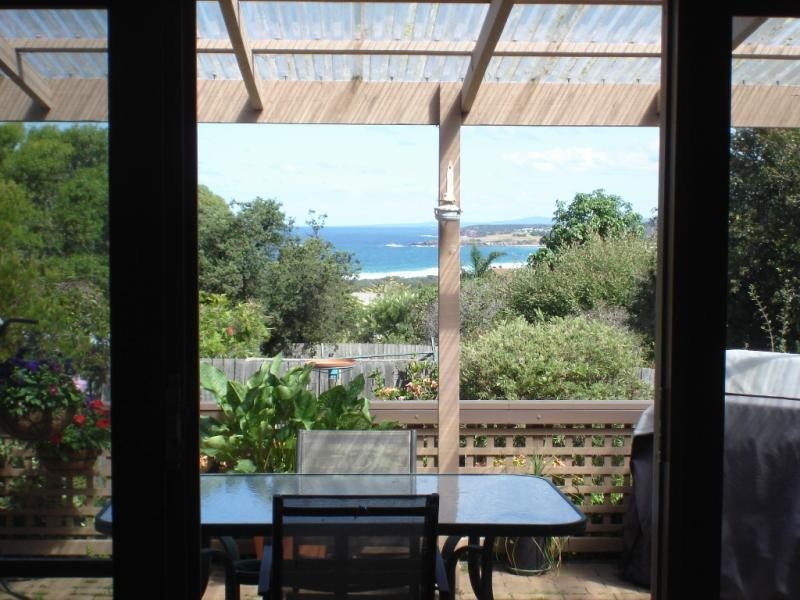 132 Golf Circuit, Tura Beach NSW 2548