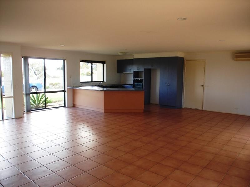11 Camilla Crt, Merimbula NSW 2548