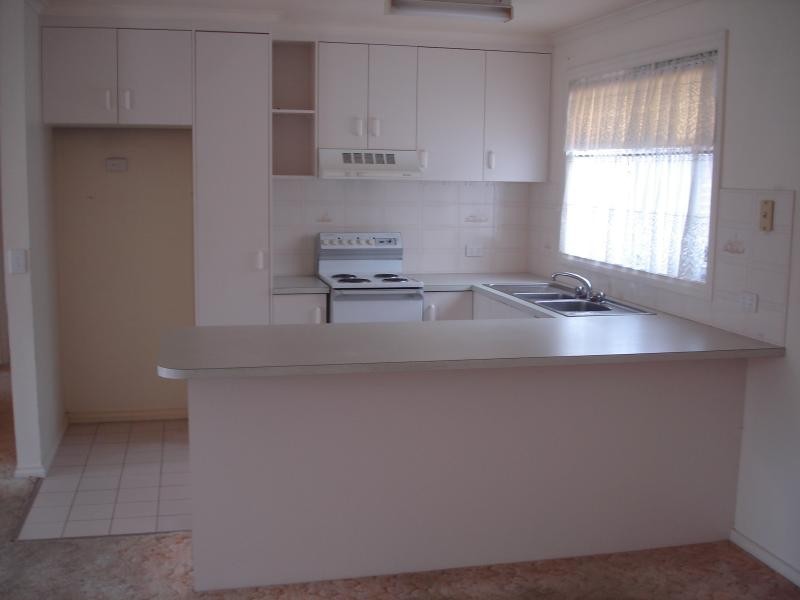 1/18 Yarrawood ave, Pambula NSW 2549