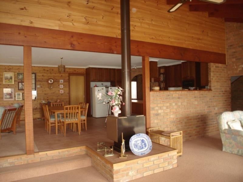 2 Abelia Court, Tura Beach NSW 2548