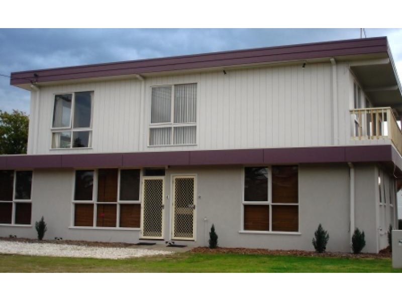 8/7 Burton ave, Merimbula NSW 2548