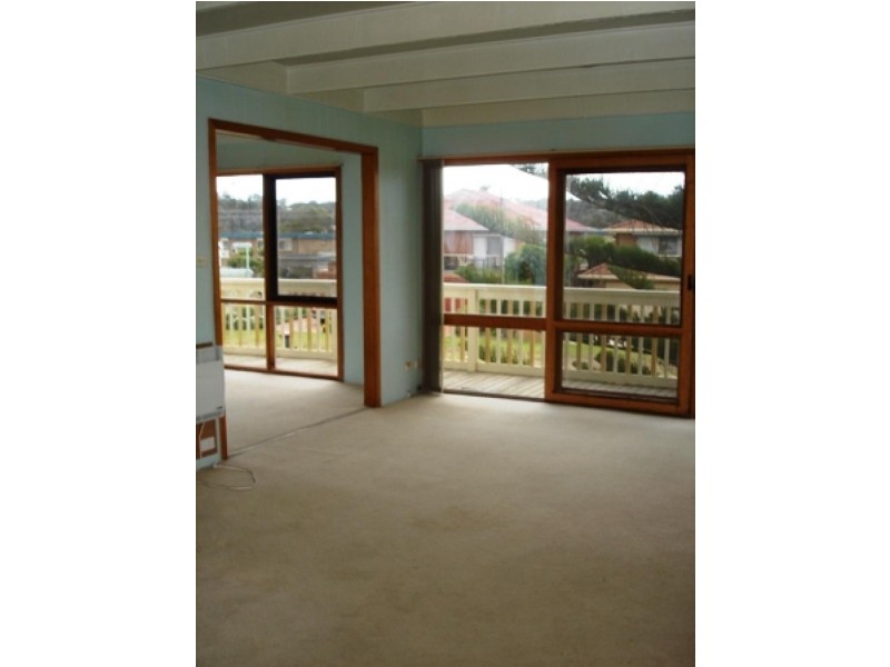 8/7 Burton ave, Merimbula NSW 2548