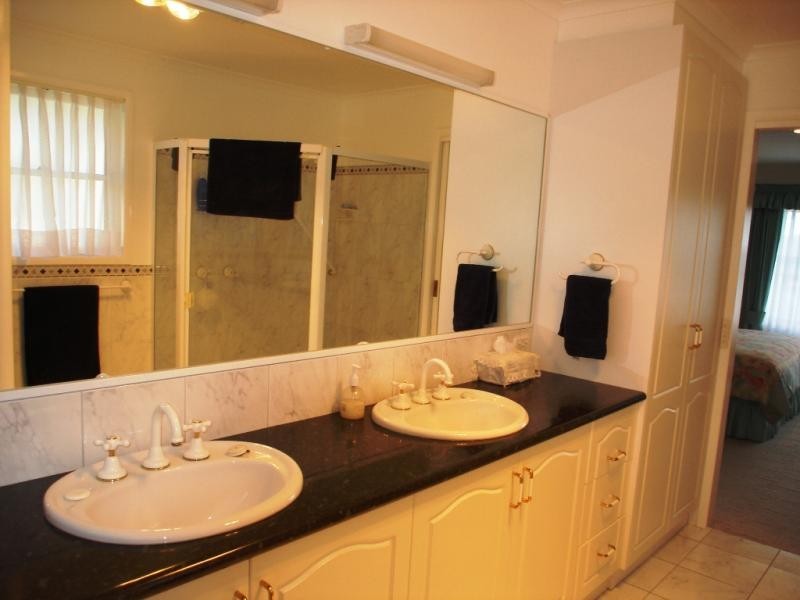 20 The Fairway, Tura Beach NSW 2548