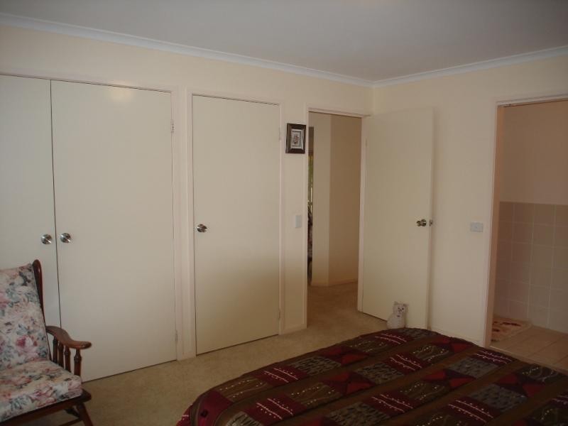 14 Flora Crt, Tura Beach NSW 2548