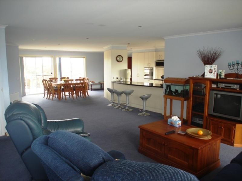 111 Headland Drive, Tura Beach NSW 2548