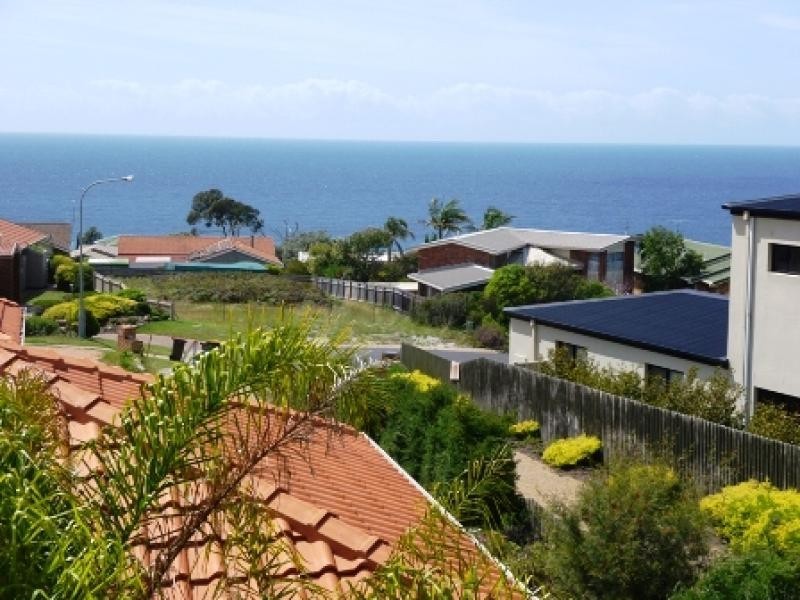 38 Beachview Court, Tura Beach NSW 2548