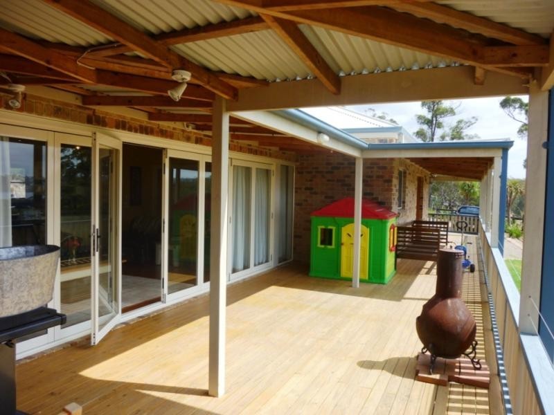 41 Stringybark Place, Millingandi NSW 2549