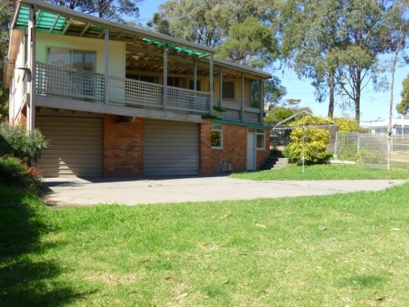 13 Henwood Street, Merimbula NSW 2548