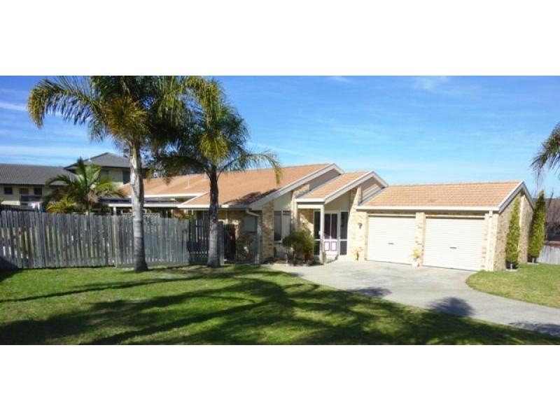 4 Hakea Place, Tura Beach NSW 2548
