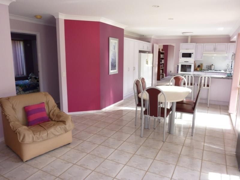 4 Hakea Place, Tura Beach NSW 2548
