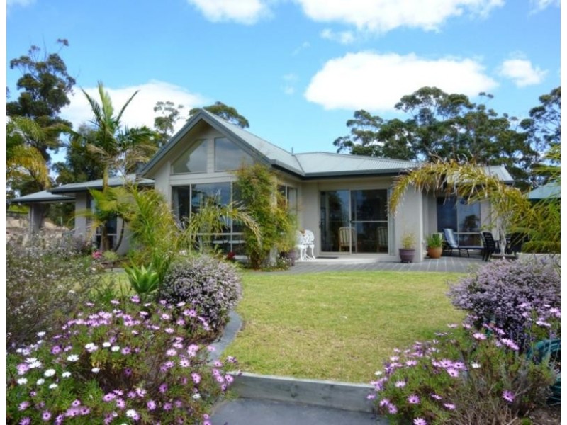 64 Stringybark Place, Millingandi NSW 2549