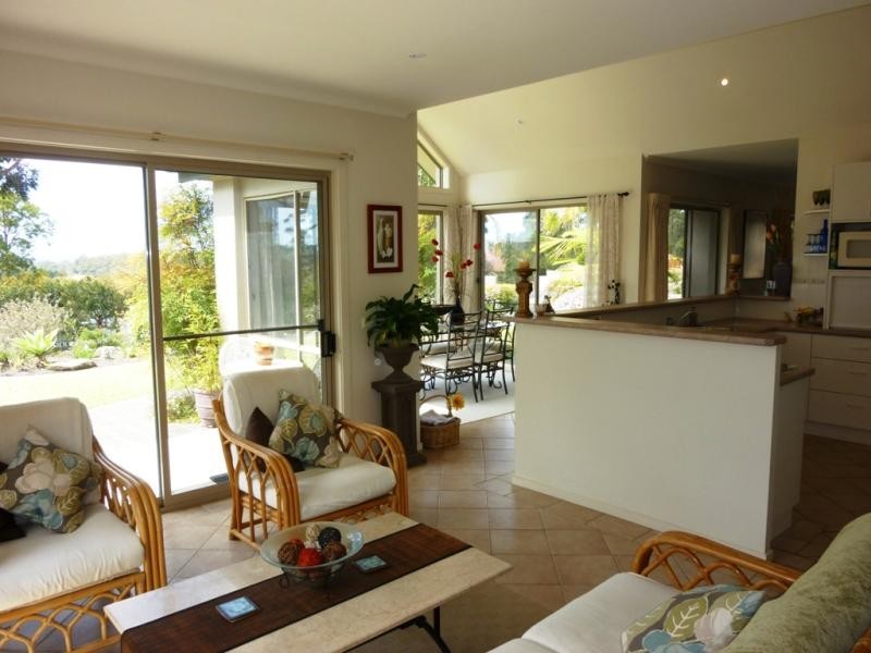 64 Stringybark Place, Millingandi NSW 2549