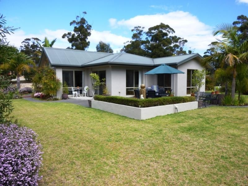 64 Stringybark Place, Millingandi NSW 2549