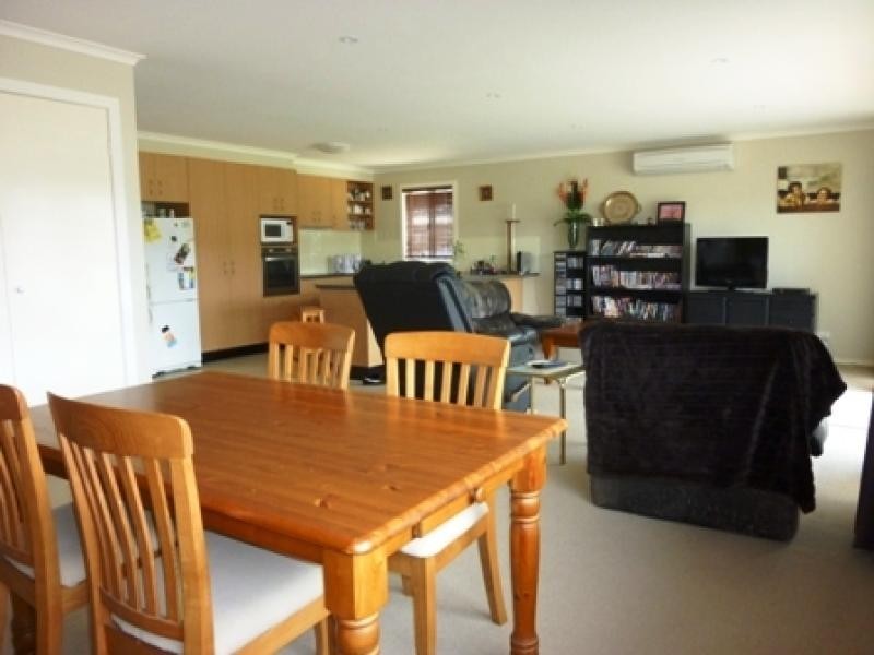 Unit 2/12 Sapphire Coast Drive, Merimbula NSW 2548