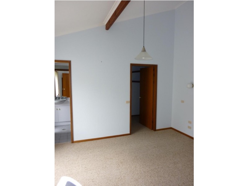 Unit 1/34 Golf Circuit, Tura Beach NSW 2548