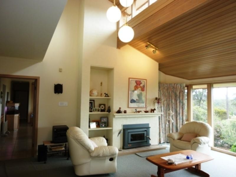 75 Stringybark Place, Millingandi NSW 2549