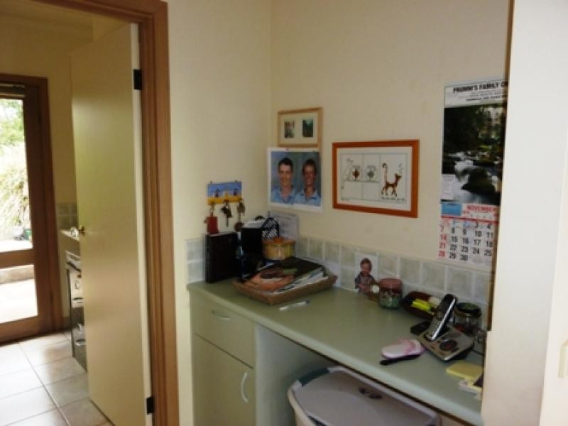 75 Stringybark Place, Millingandi NSW 2549