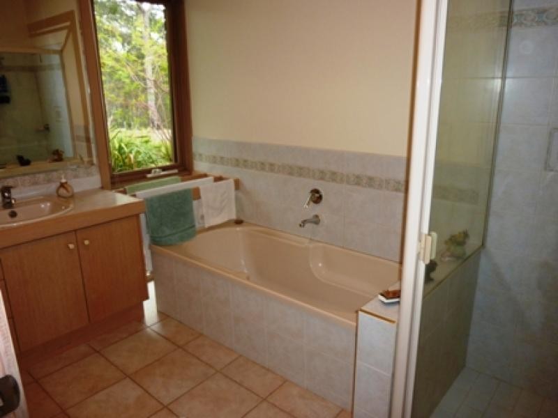 75 Stringybark Place, Millingandi NSW 2549