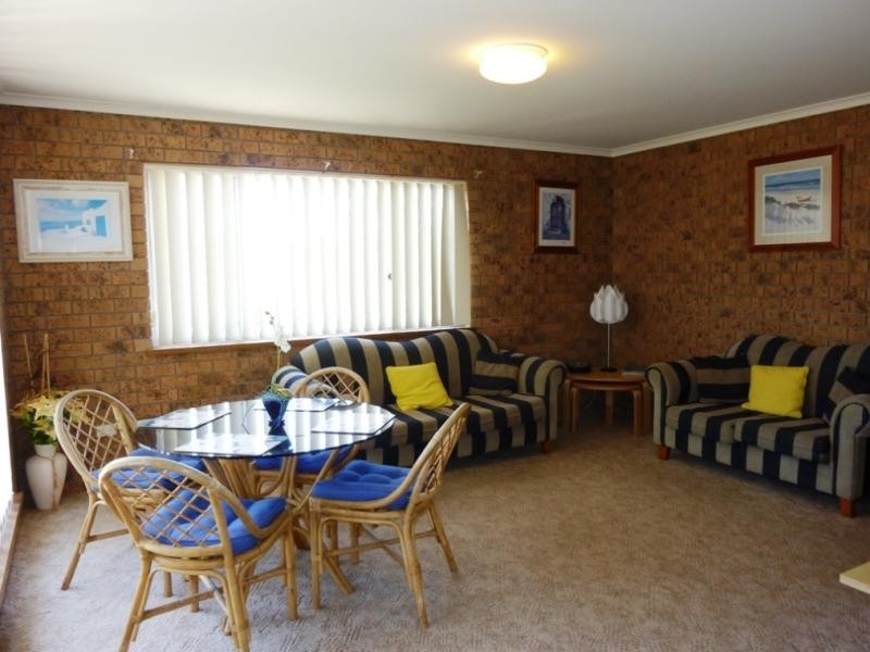 Unit 2/23 Ocean Drive, Merimbula NSW 2548