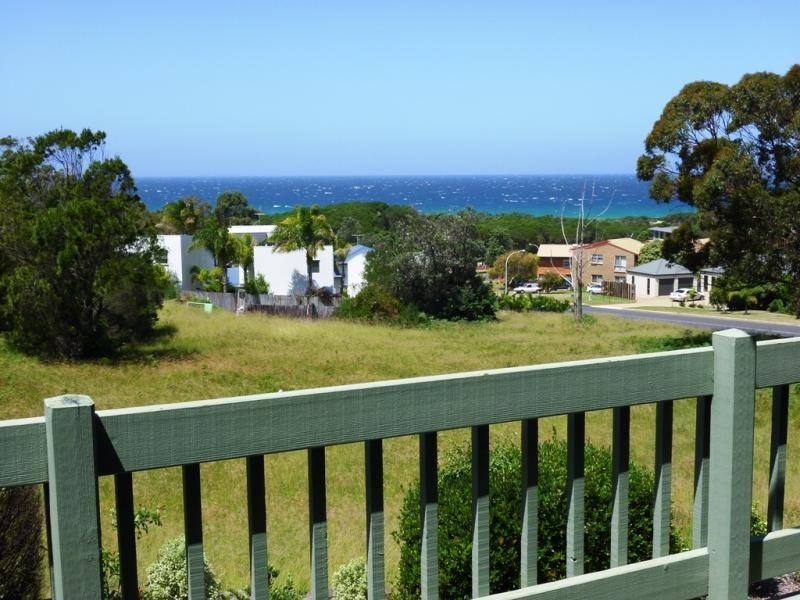 Unit 4/115 Tura Beach Drive, Tura Beach NSW 2548