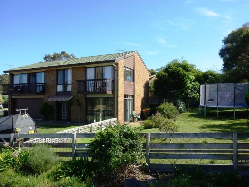 93 Golf Circuit, Tura Beach NSW 2548