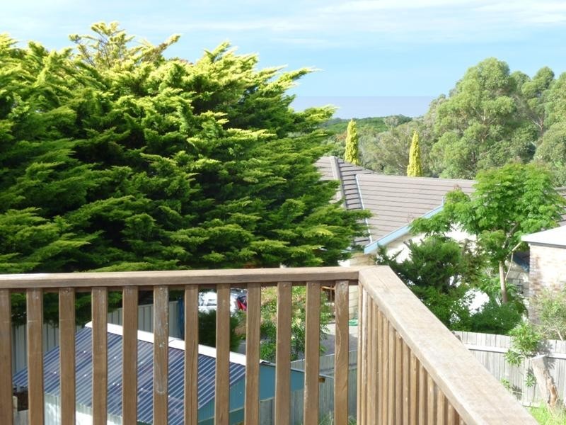 60 Pacific Way, Tura Beach NSW 2548