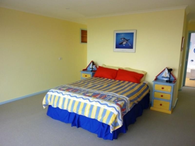 18 Dolphin Cove Drive, Tura Beach NSW 2548