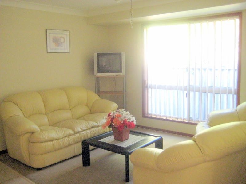 2/14 Walker Ave, Palm Beach QLD 4221