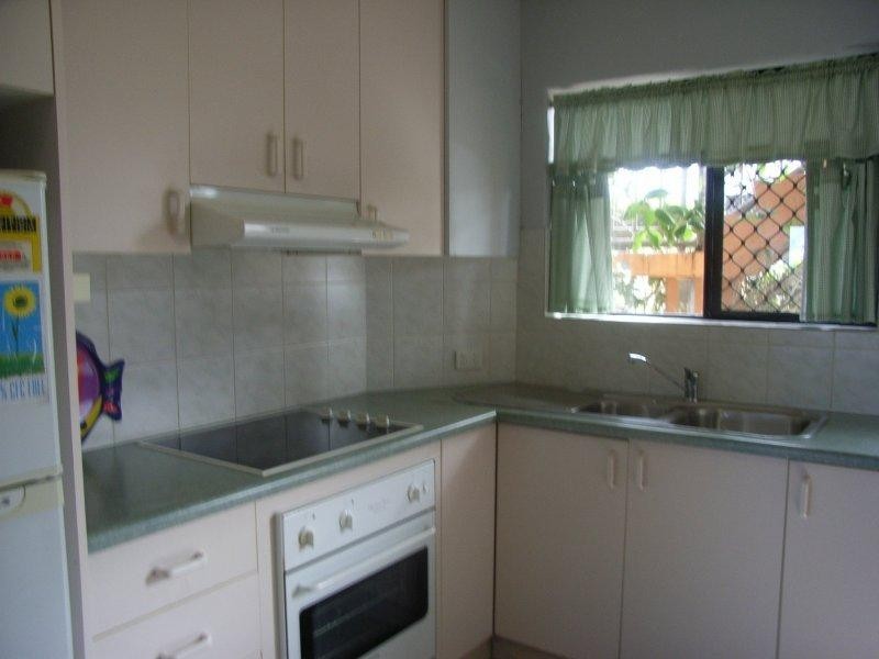 1/2 PALM BEACH AVE, Palm Beach QLD 4221