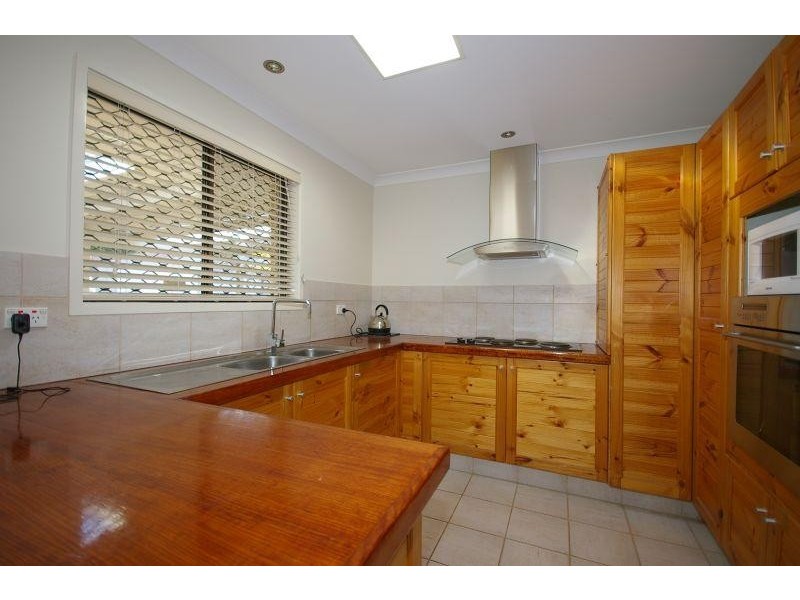 45 DARNEL STREET, Elanora QLD 4221