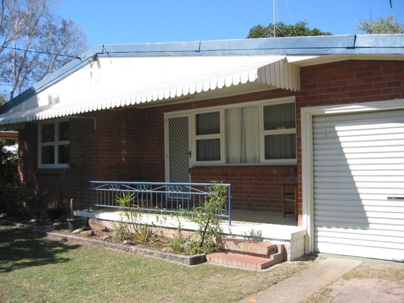 72 TALLEBUDGERA DRIVE, Palm Beach QLD 4221