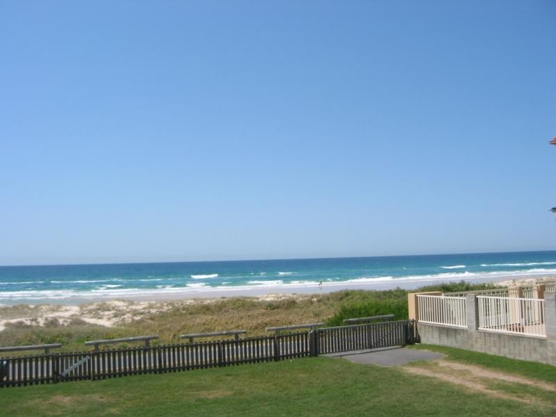 438 The Esplanade, Palm Beach QLD 4221