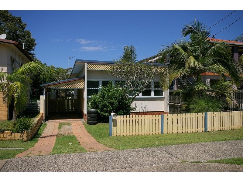 10 TWENTY FIFTH AVENUE, Palm Beach QLD 4221