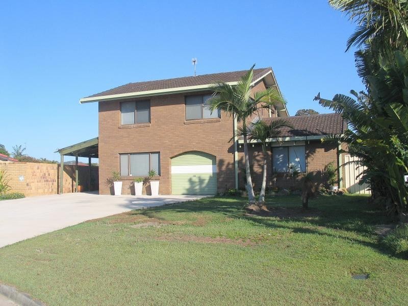 35 KURRAJONG COURT, Palm Beach QLD 4221