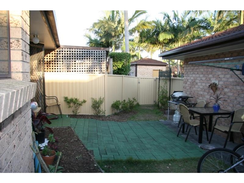 40/2 Galleon Way, Elanora QLD 4221