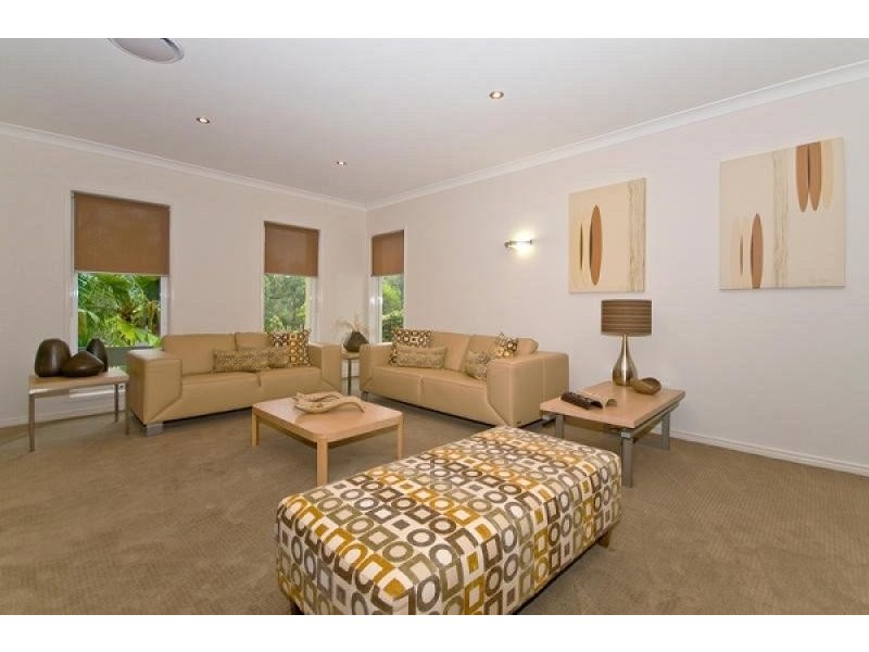 29 Observatory Drive, Reedy Creek QLD 4227