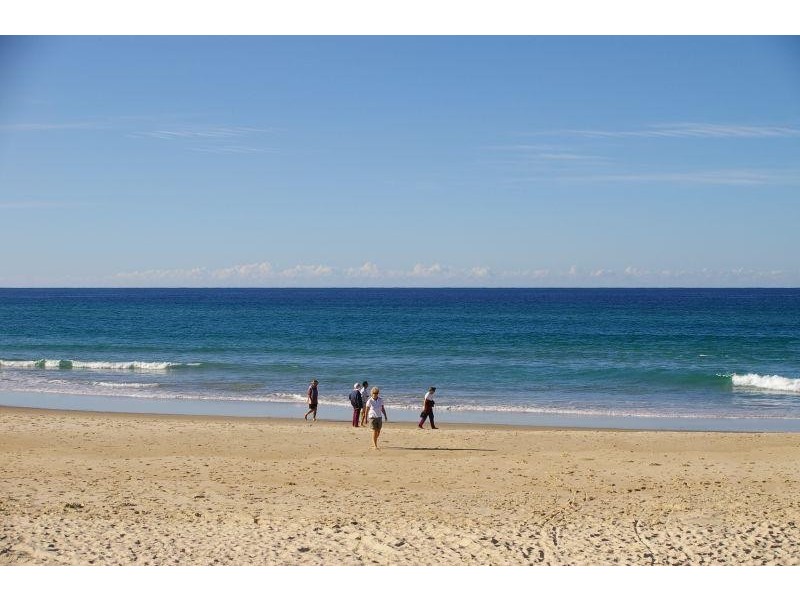 1220 GOLD COAST HIGHWAY, Palm Beach QLD 4221