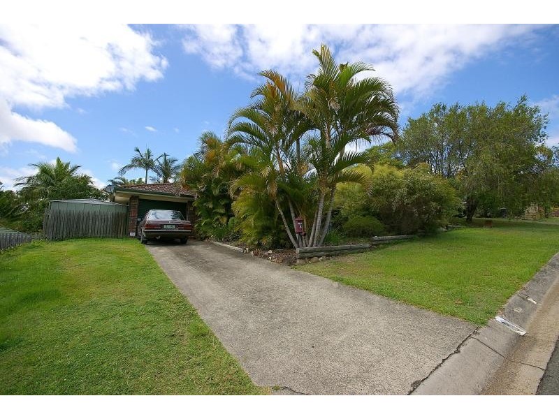 6 BEAUMONT COURT, Currumbin Waters QLD 4223