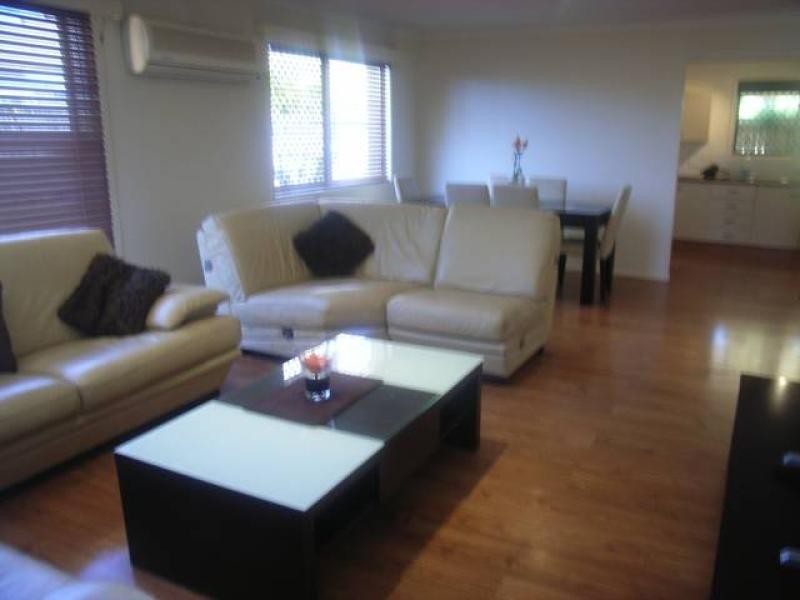 14 ARALUEN AVENUE, Palm Beach QLD 4221