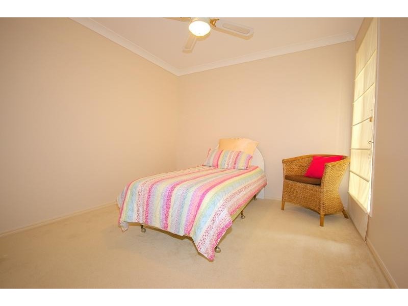 16 TYPHA PLACE, Elanora QLD 4221