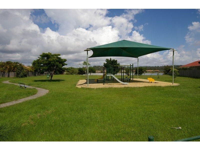 18 FATSIA COURT, Elanora QLD 4221