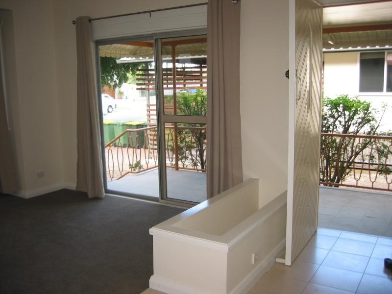 12 FIRST AVENUE, Palm Beach QLD 4221