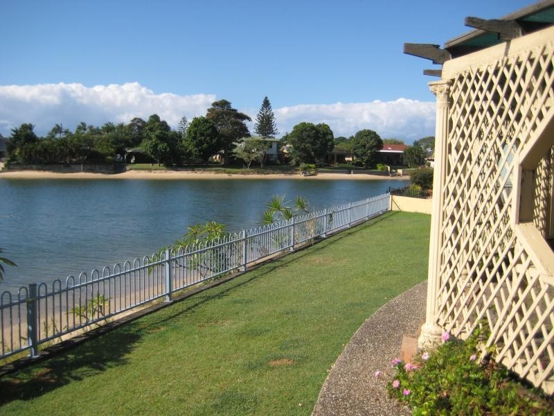 232A MALLAWA DRIVE, Palm Beach QLD 4221